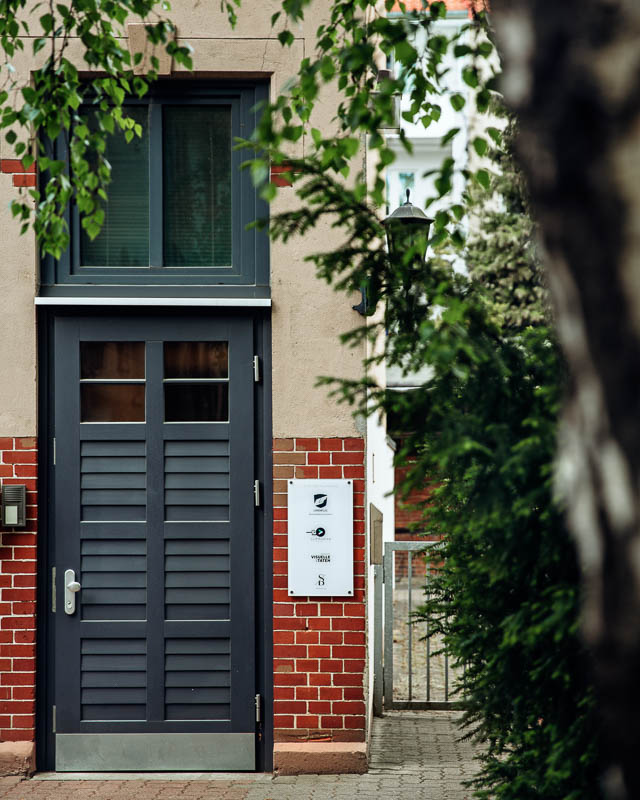 Der Eingang im Hinterhof zur Alten Metallfabrik - Fotografin Hannover Simona Bednarek